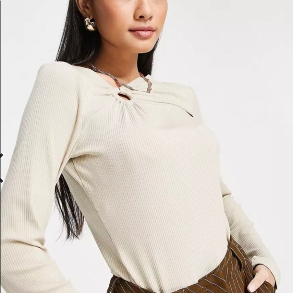 NWT & Other Stories Cut Out Top SZ XS